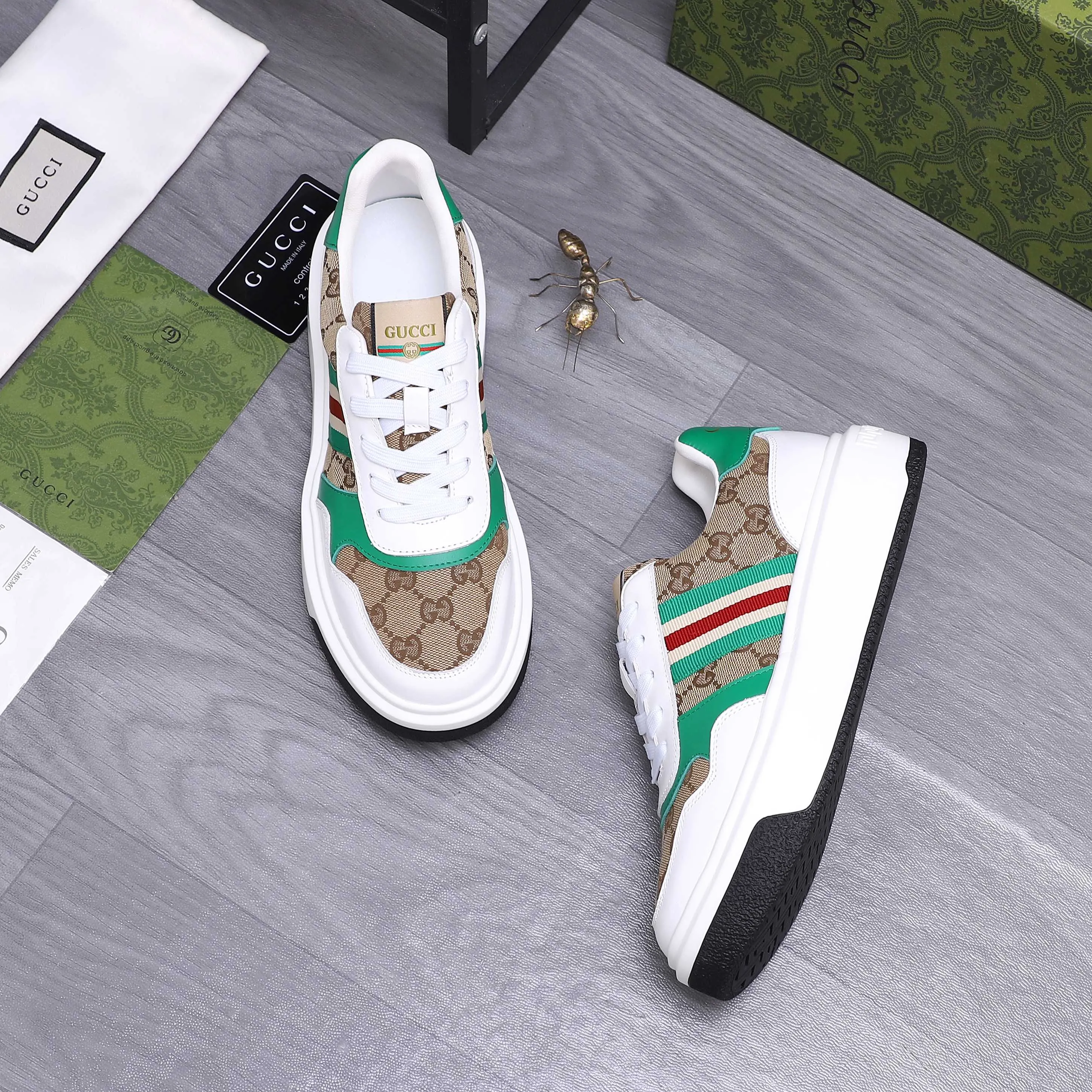 Men's shoes 💰460 Product trademark: GUCCI "Gucci" men's casual sneakers Regular size: 38-44 Product material: Selected cowhide stitching breathable woven upper Sheepskin lining Rubber outsole
